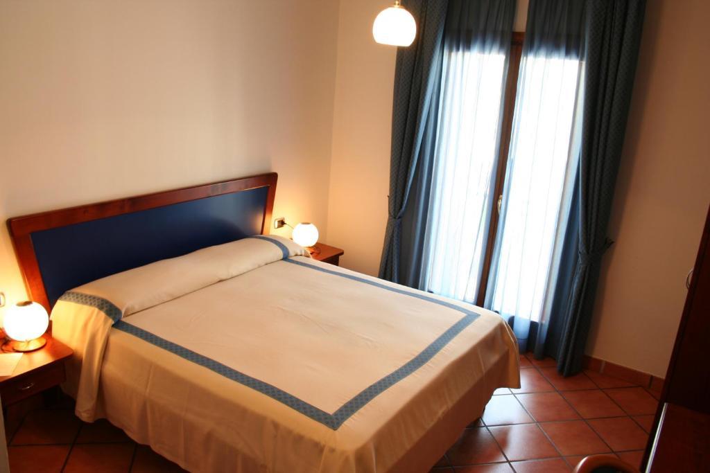 Hotel Locanda Dei Trecento 사프리 객실 사진
