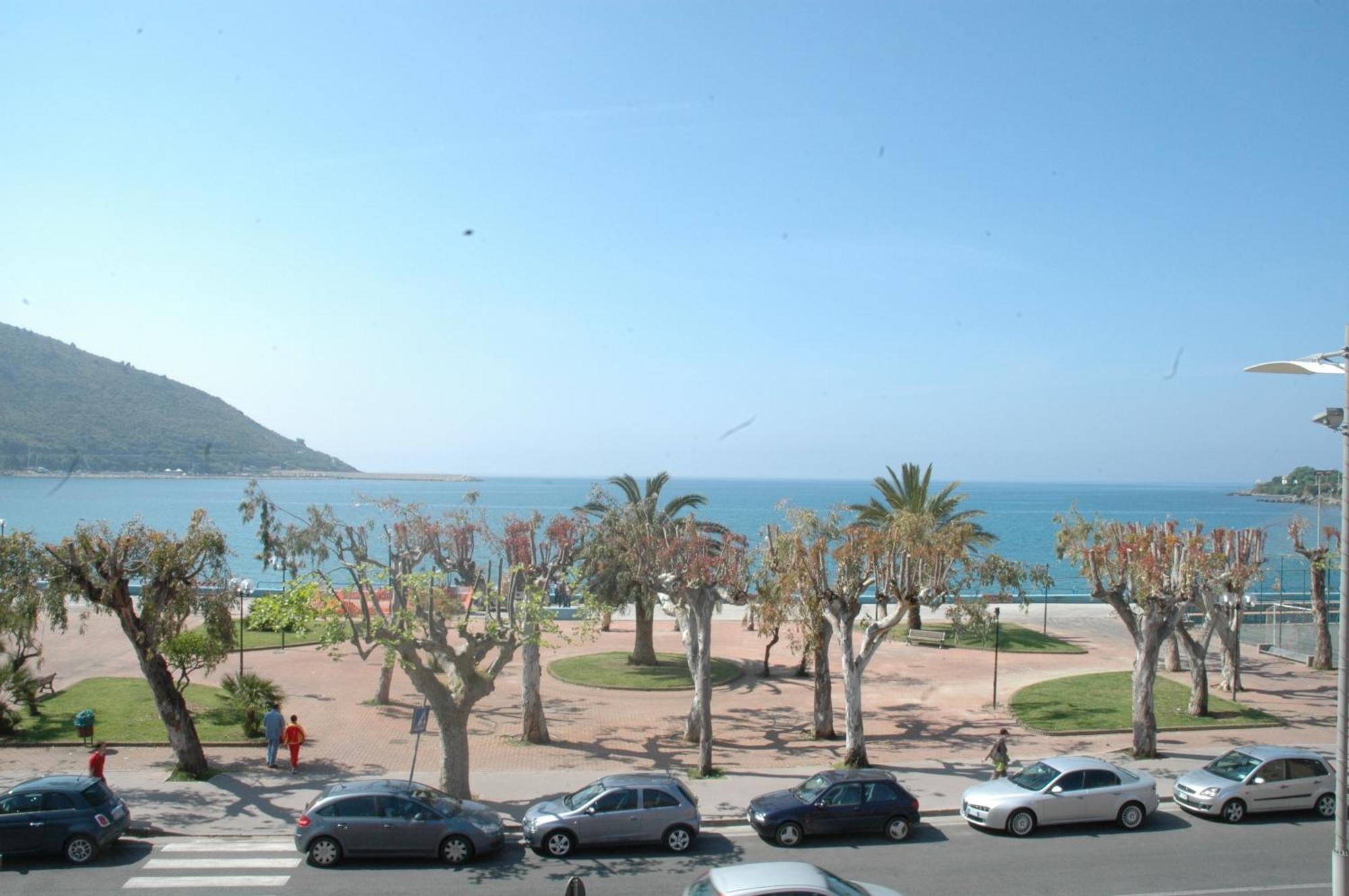 Hotel Locanda Dei Trecento 사프리 외부 사진